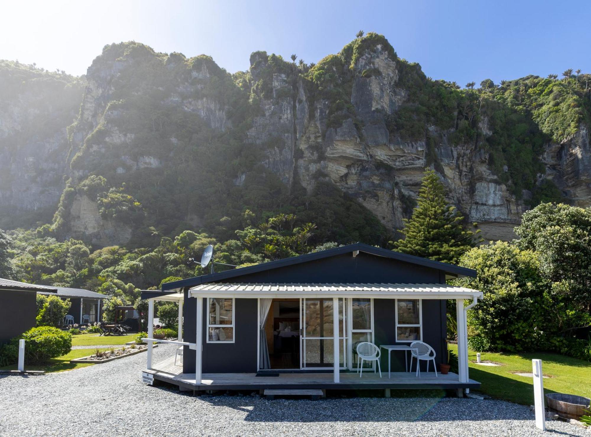 Punakaiki Beachfront Motels Exterior foto